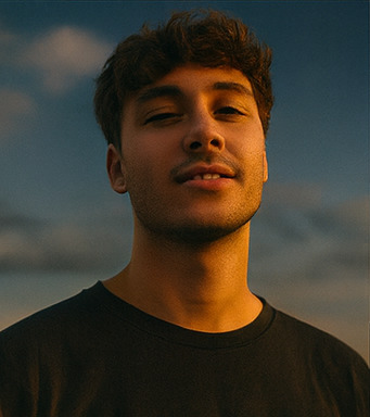 리뷰 작성자 Kim J.